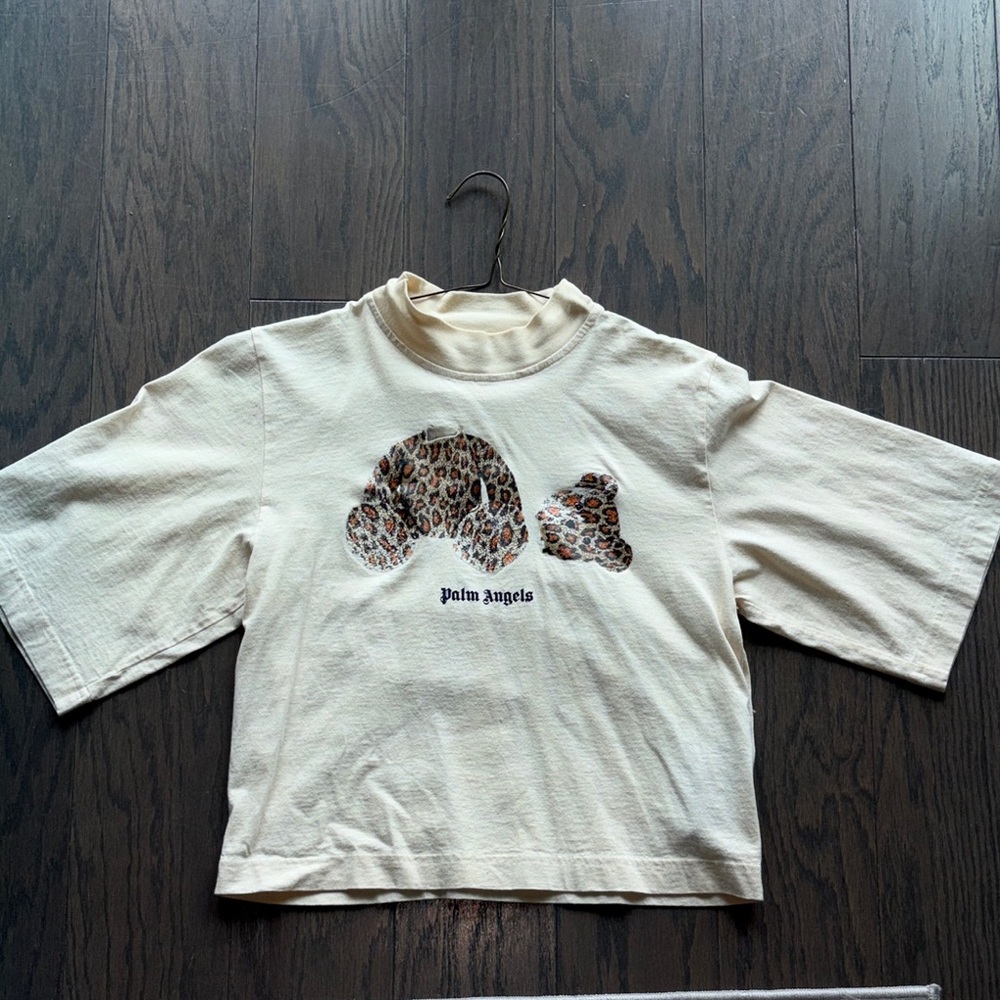 Palm Angels Cream Leopard Patch Short Sleeve Tee